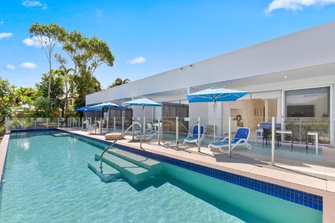Pool Resort Port Douglas Exterior photo