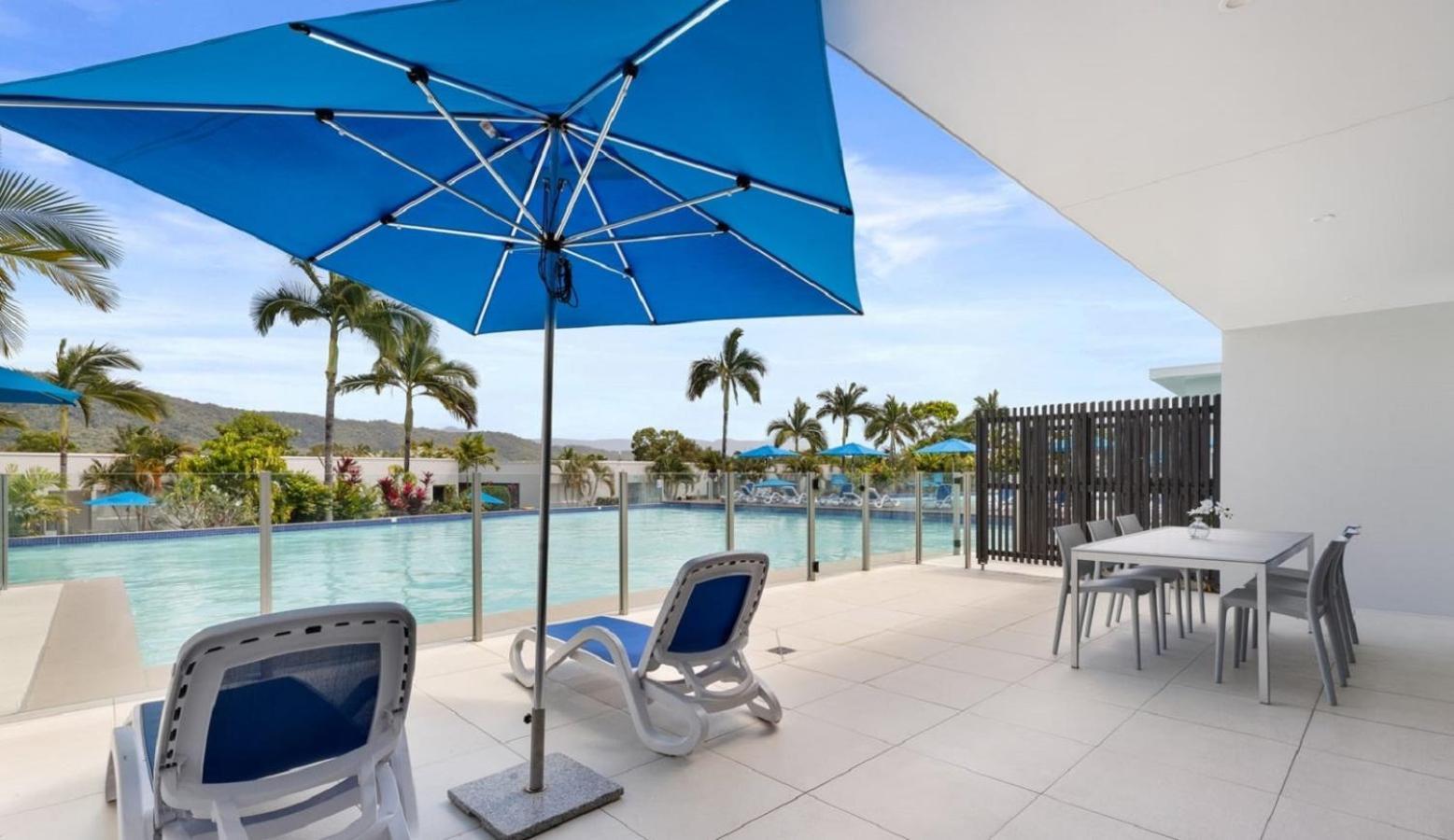 Pool Resort Port Douglas Exterior photo